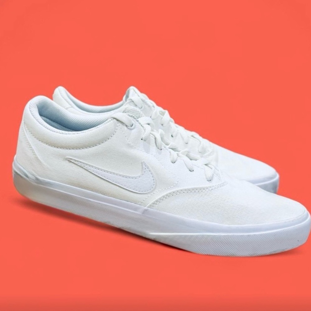 Nike White Sneakers *** RARE*** solid white. White White
